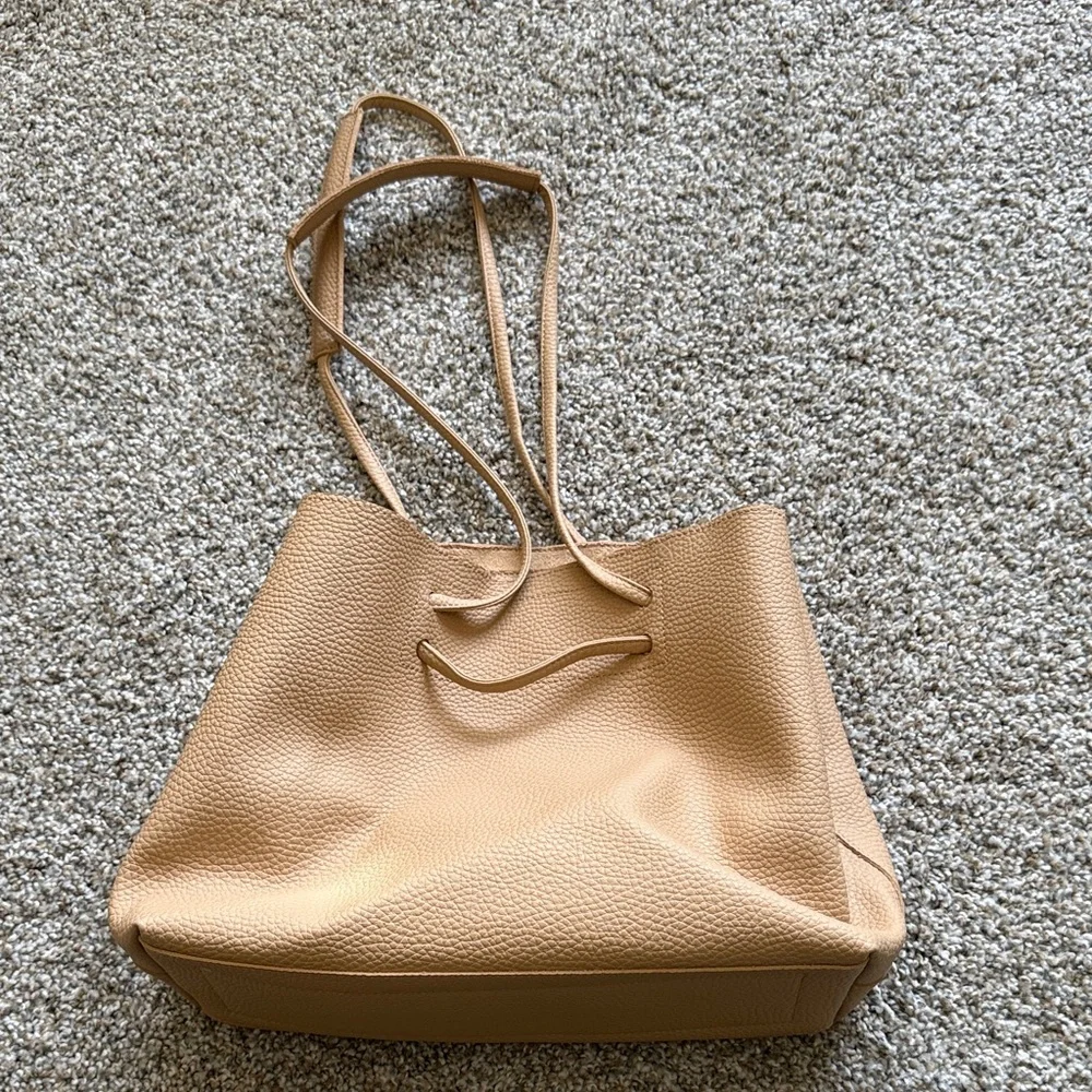 Vegan Tan Leather Tote Bag - Picture 1 of 5
